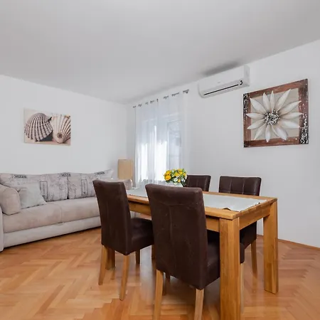 Bellistra Apartmán
